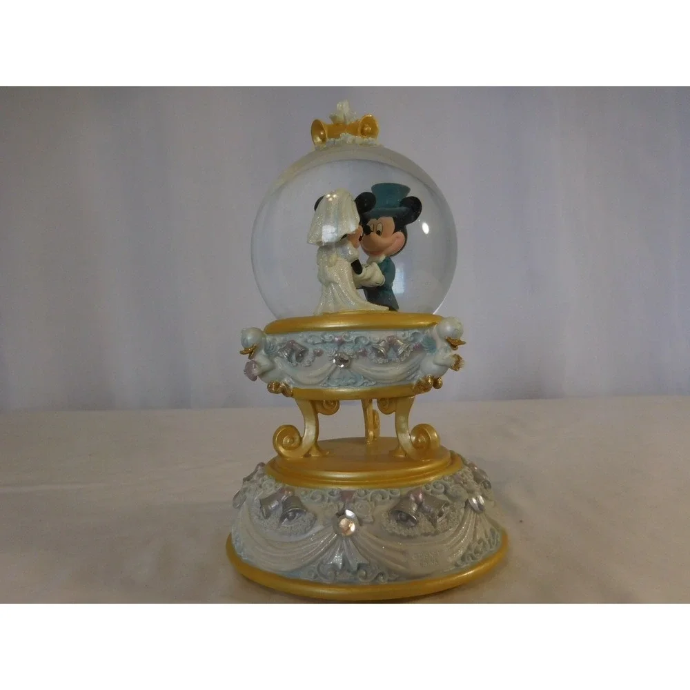 Disney Mickey Top hat and Minnie Mouse Wedding Snowglobe Snow globe